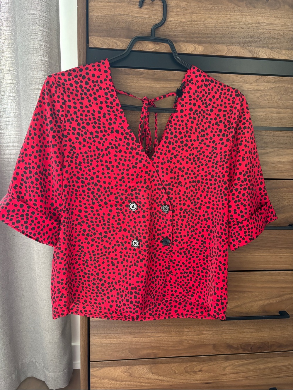 XS Dynamite Red Short-Sleeve V-Neck Blouse